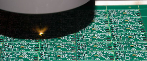 PCB分板方式有哪些？什么是激光PCB分板？